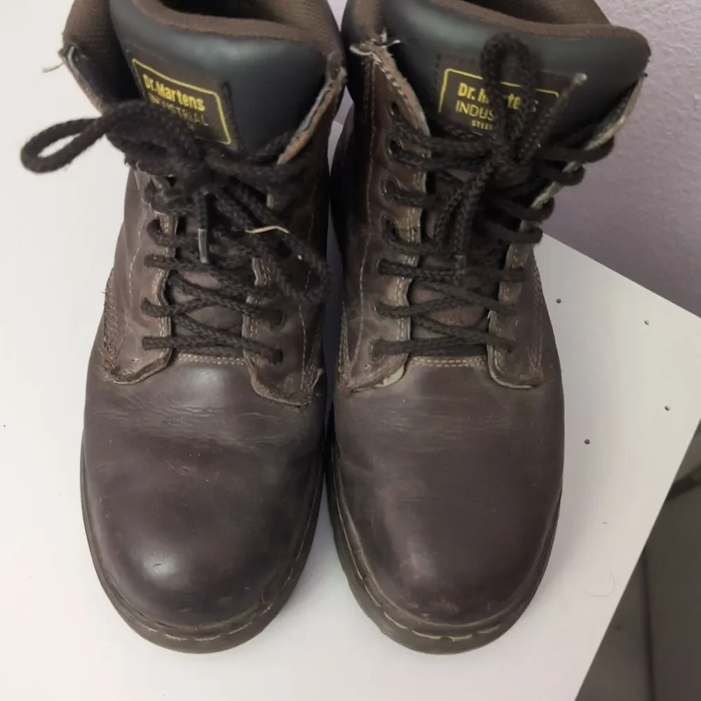 Dr Martens Steel Toe Work Boots Mens 9 Brown Leather Slip Resistant Winch St